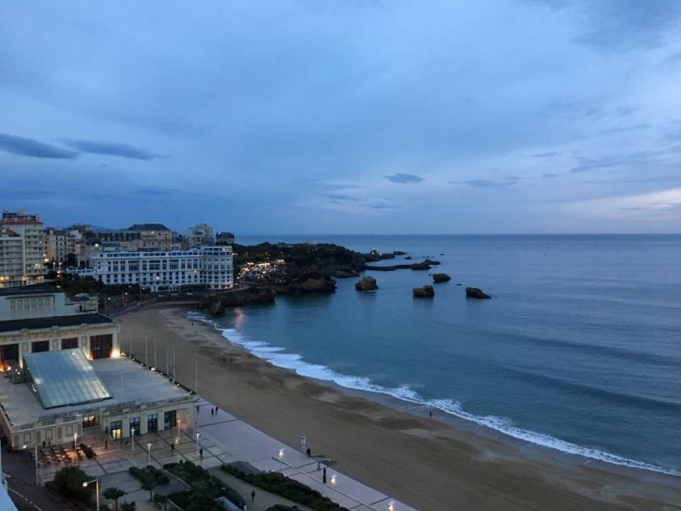 Biarritz Victoria Surf Apartment Exterior photo